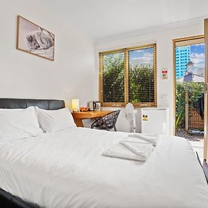 South Yarra One Bedder Simplicity